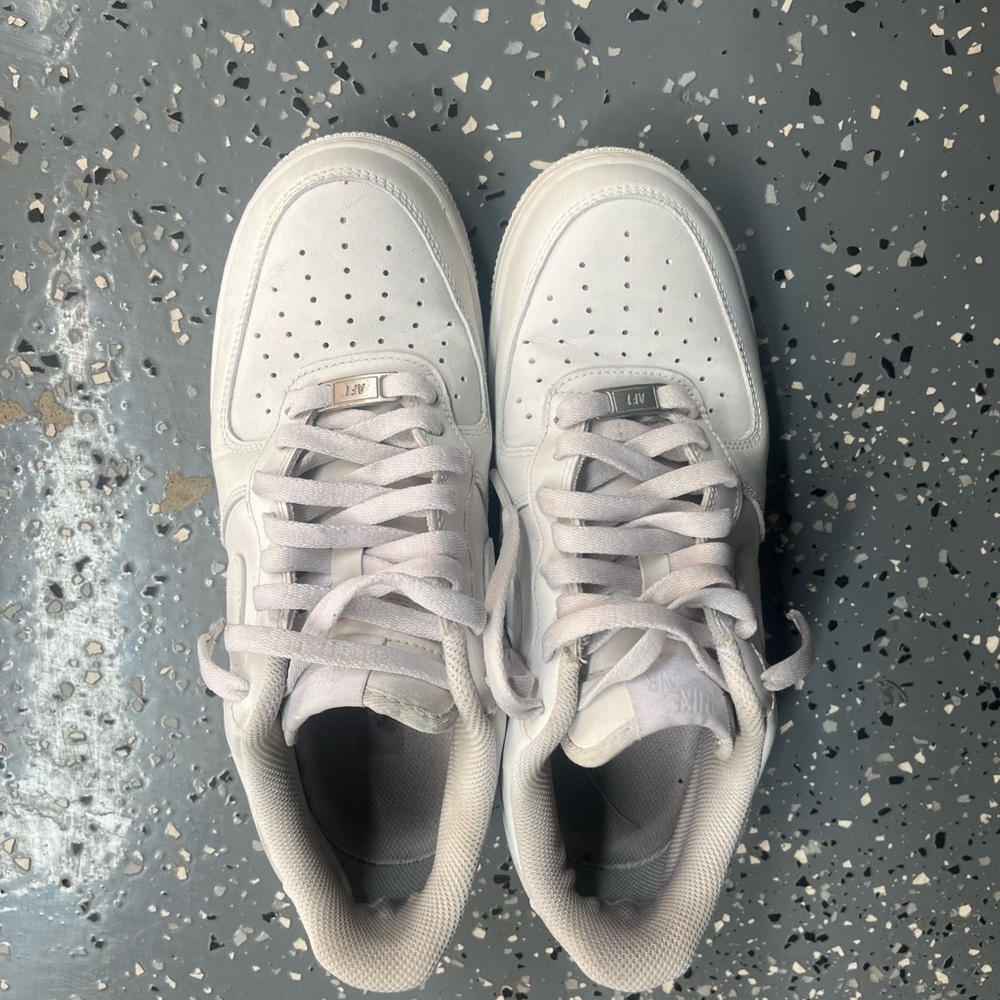 Nike White Mesh Sneakers